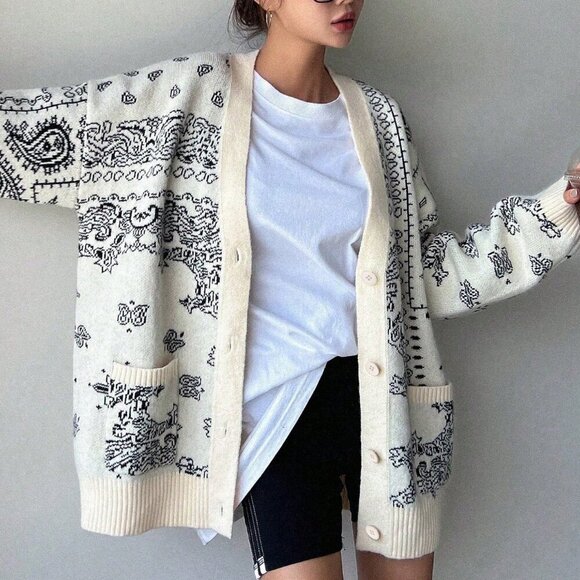 Beige Casual Women's Paisley Pattern Drop Shoulder button down Cardigan - Picture 5 of 5